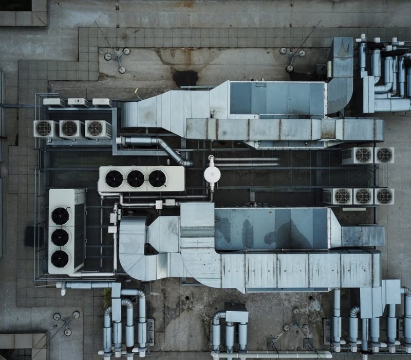 Air,Conditioning,Equipment,Atop,A,Modern,Building
