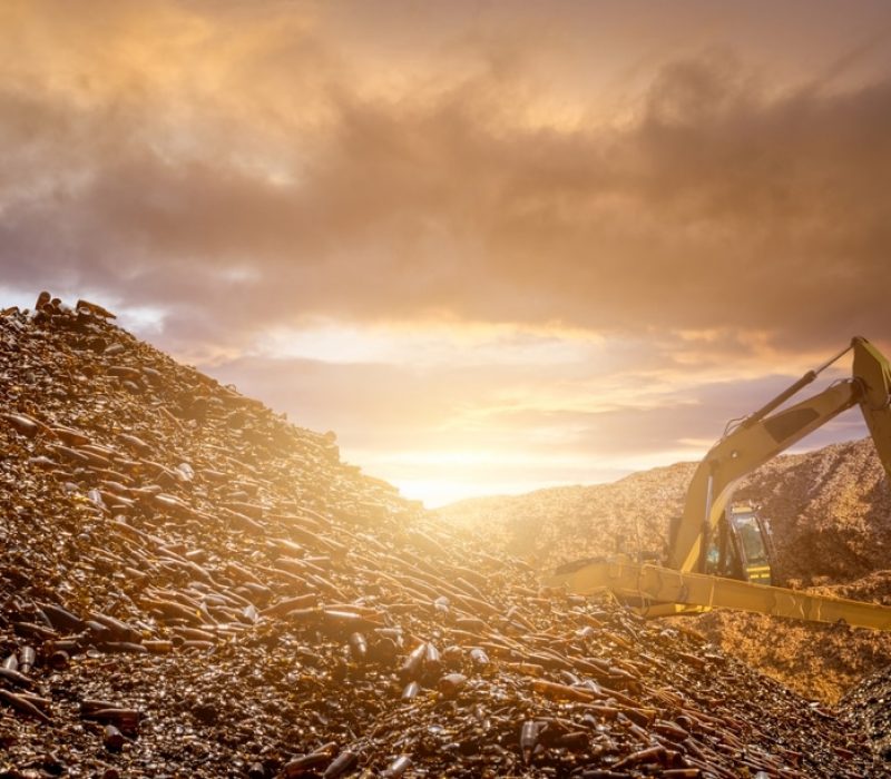 Blur,Photo,Of,Pile,Of,Brown,Glass,Bottle,For,Recycle